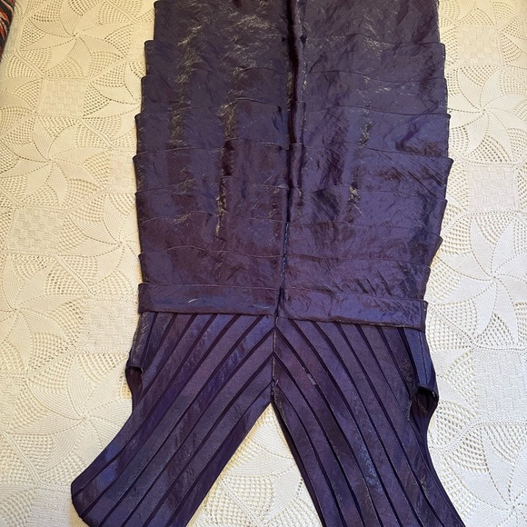 Beautiful purple dress worn once. Size 14. Have matching shoes size 10 - Picture 2 of 3